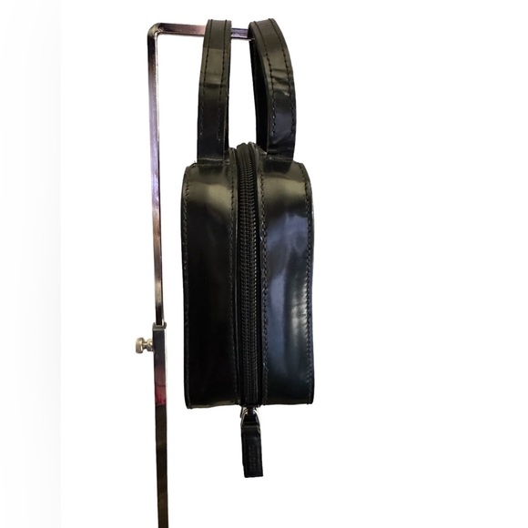 GUCCI VINTAGE EUC BLACK PATENT LEATHER MINI BAG W/COA - Picture 7 of 11